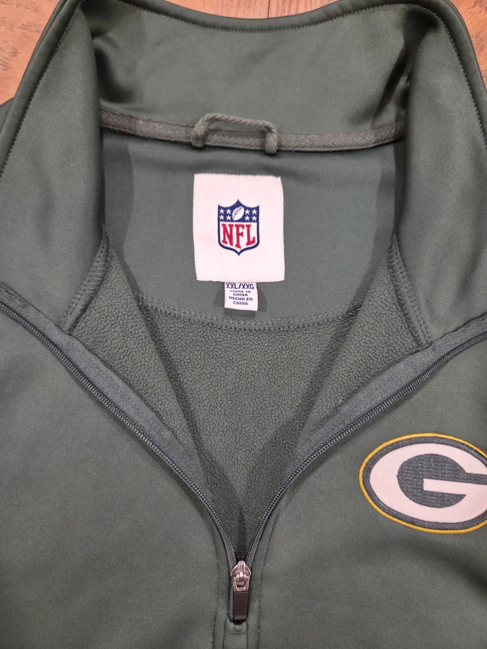 NFL Team Apparel Quarter Zip Jacket Men Size L Green Gray Block Gameday Gorpcore